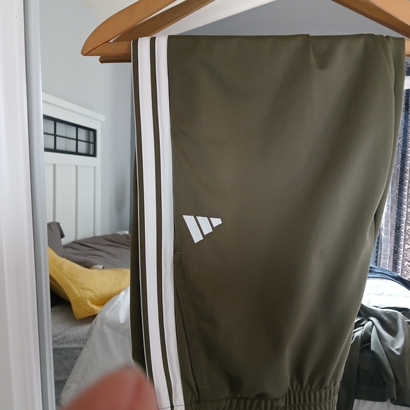 Adidas Ladies Olive Green Track Suit with White Accents New Without Tags - Picture 2 of 4